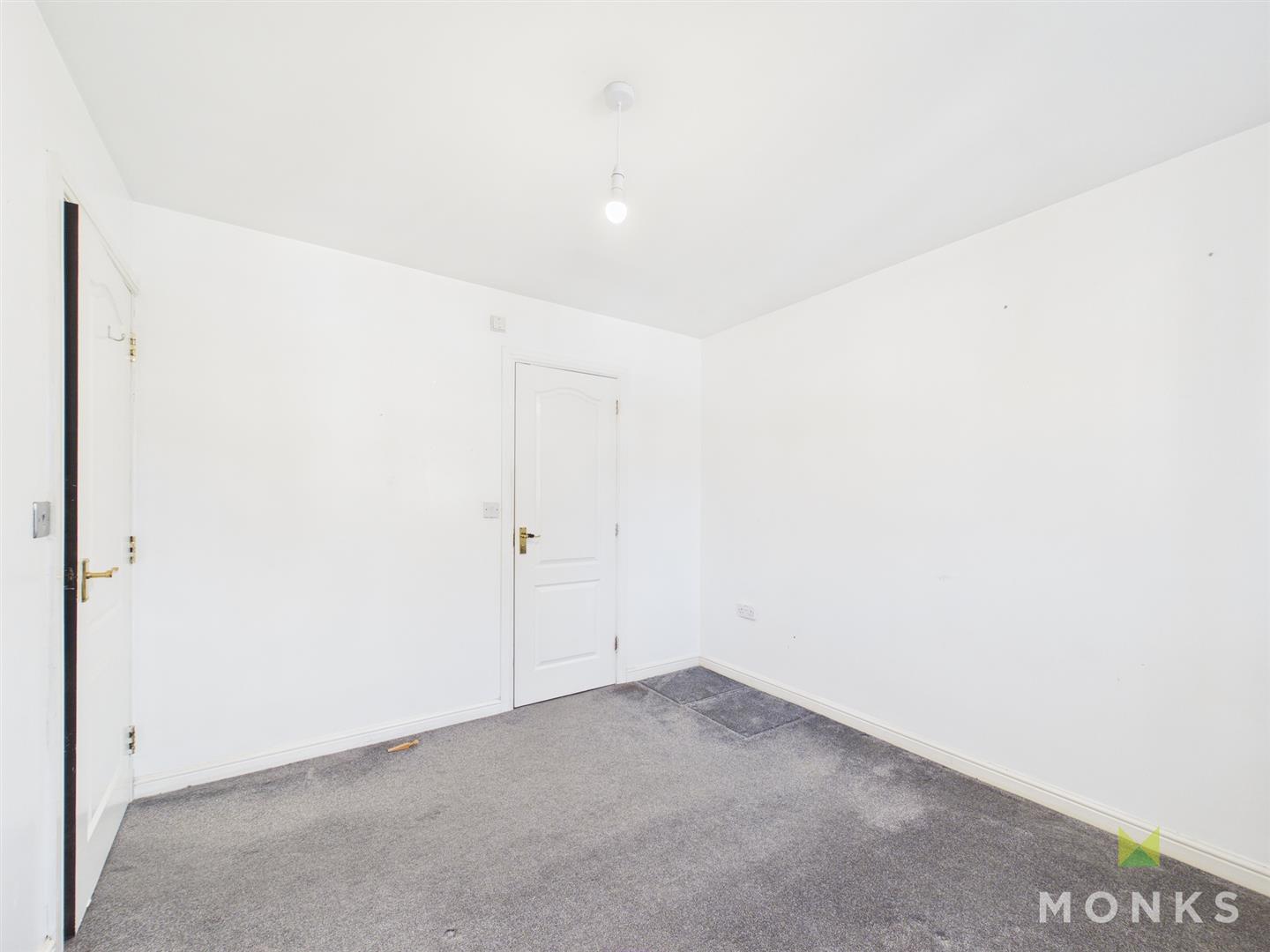 60 The Chestnuts, Shrewsbury, SY5 6JH For Sale